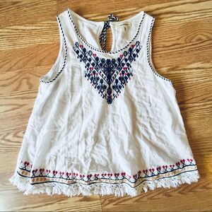 NWOT Max Studio White Embroidered Sleeveless Linen Blend Top With Tassels